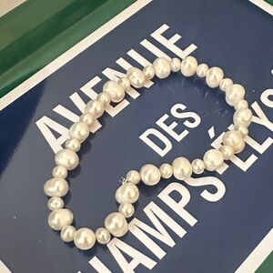 Classic White Pearl Bracelet